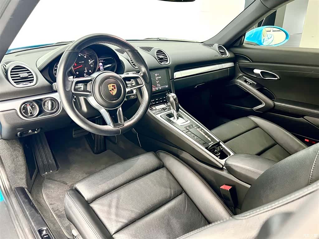 Porsche Cayman, 2018 9