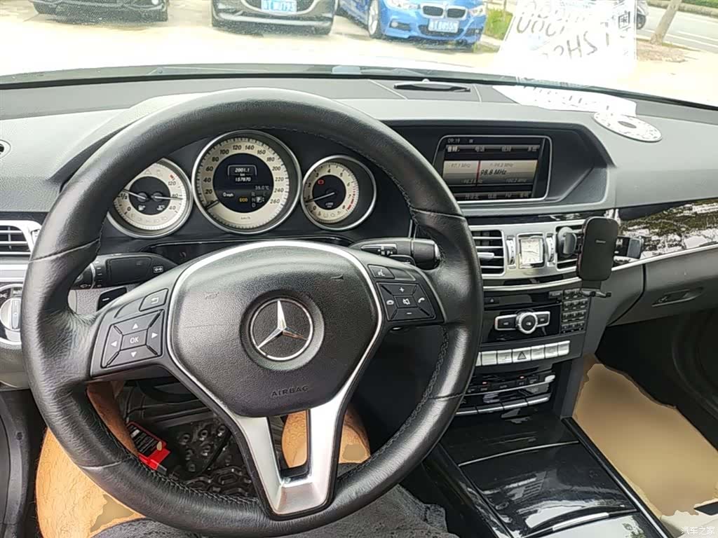 Mercedes-Benz E-Class, 2014 11