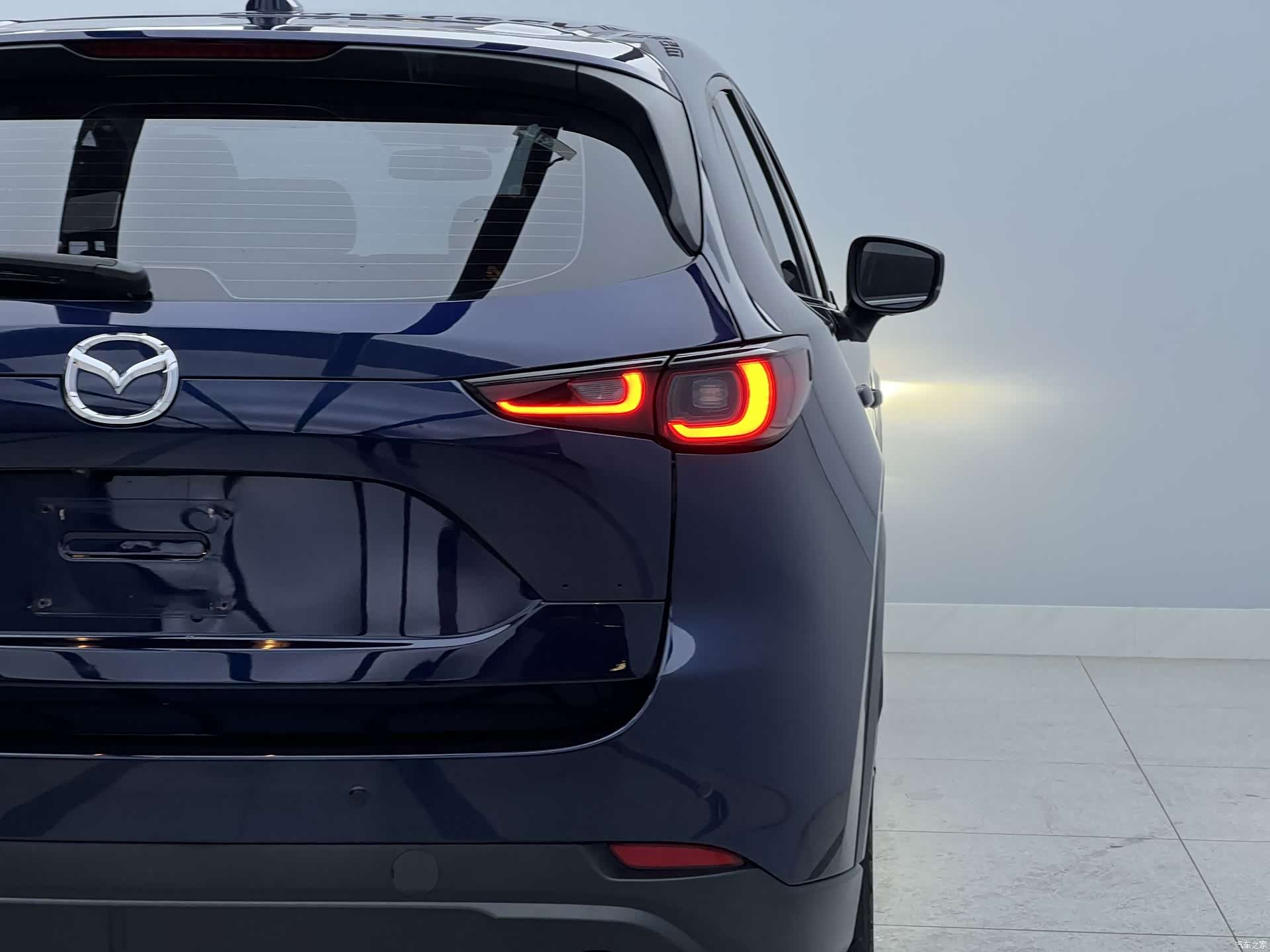 Mazda CX-5, 2022 все фото