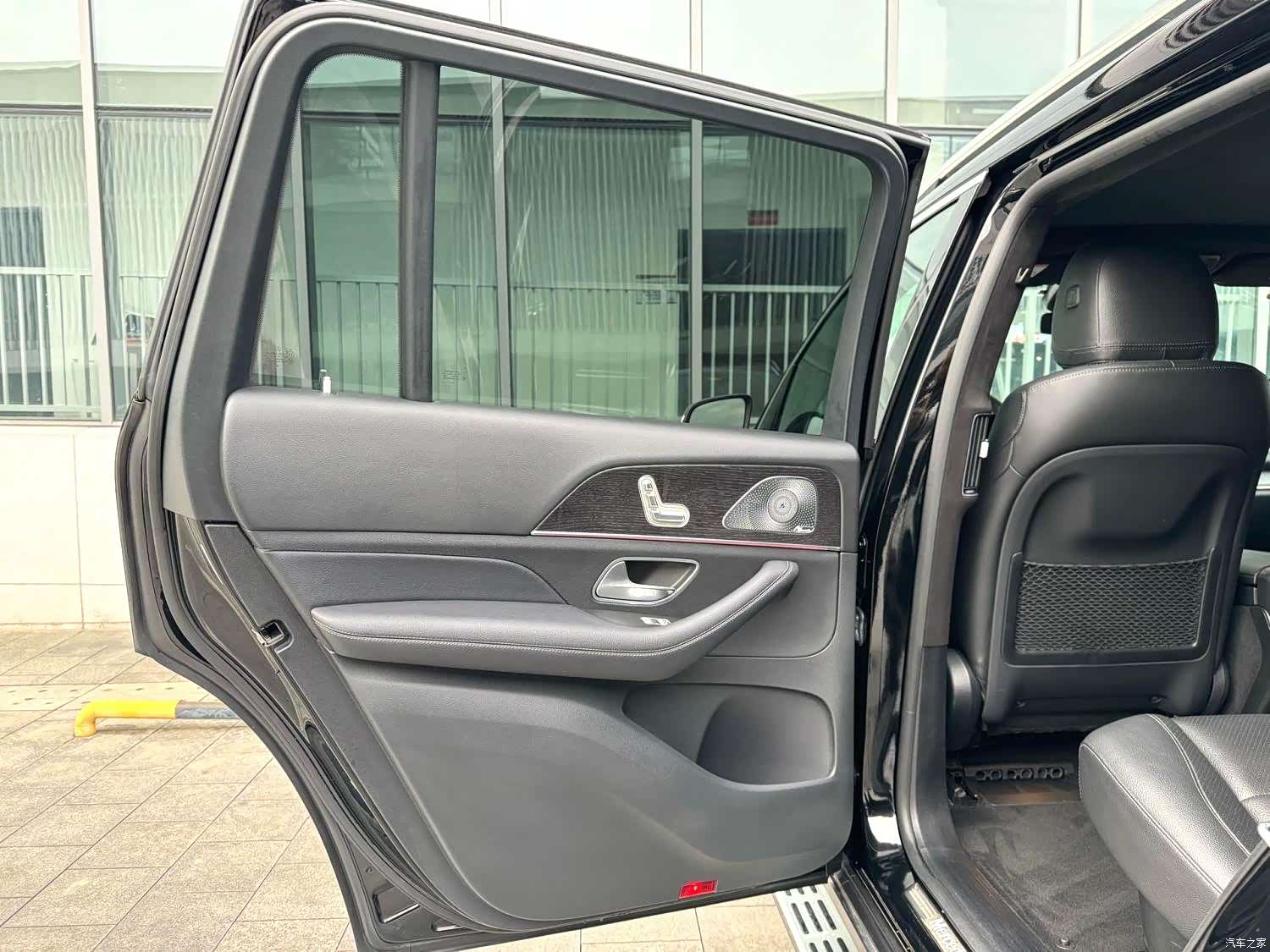Mercedes-Benz GLS, 2025 9
