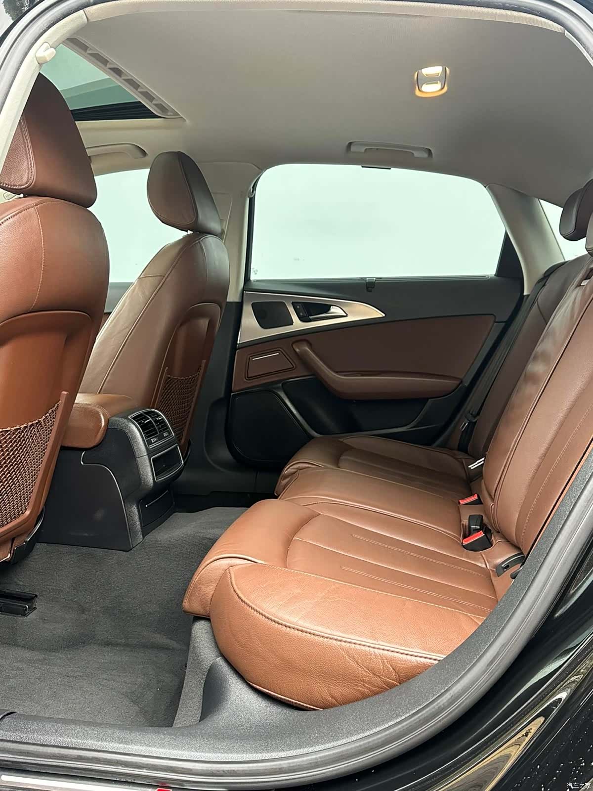 Audi A6L, 2018 8