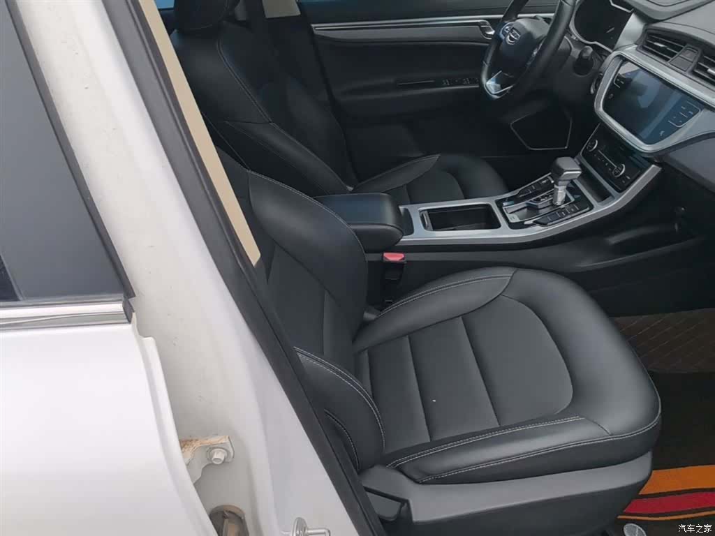 Geely Emgrand, 2019 25