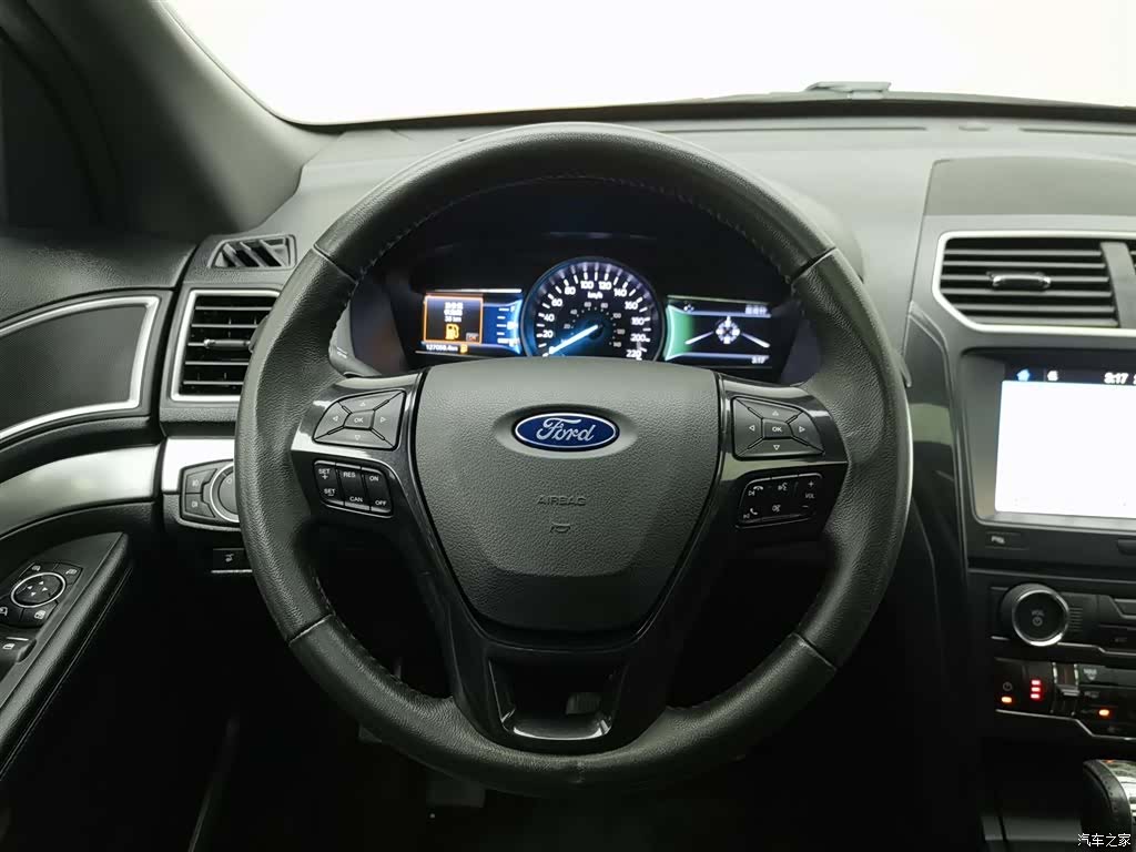 Ford Explorer, 2018 11