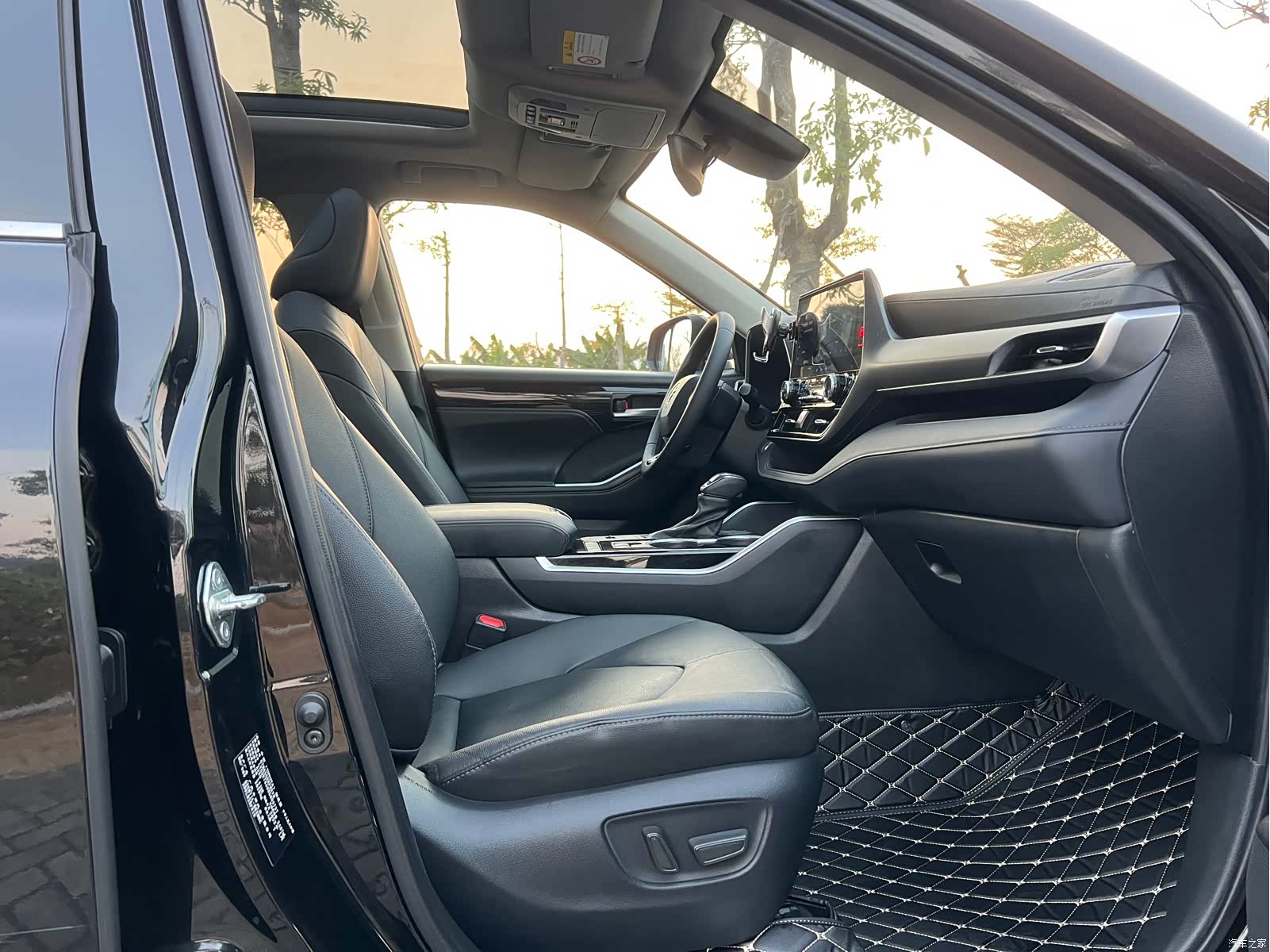 Toyota Highlander, 2022 21