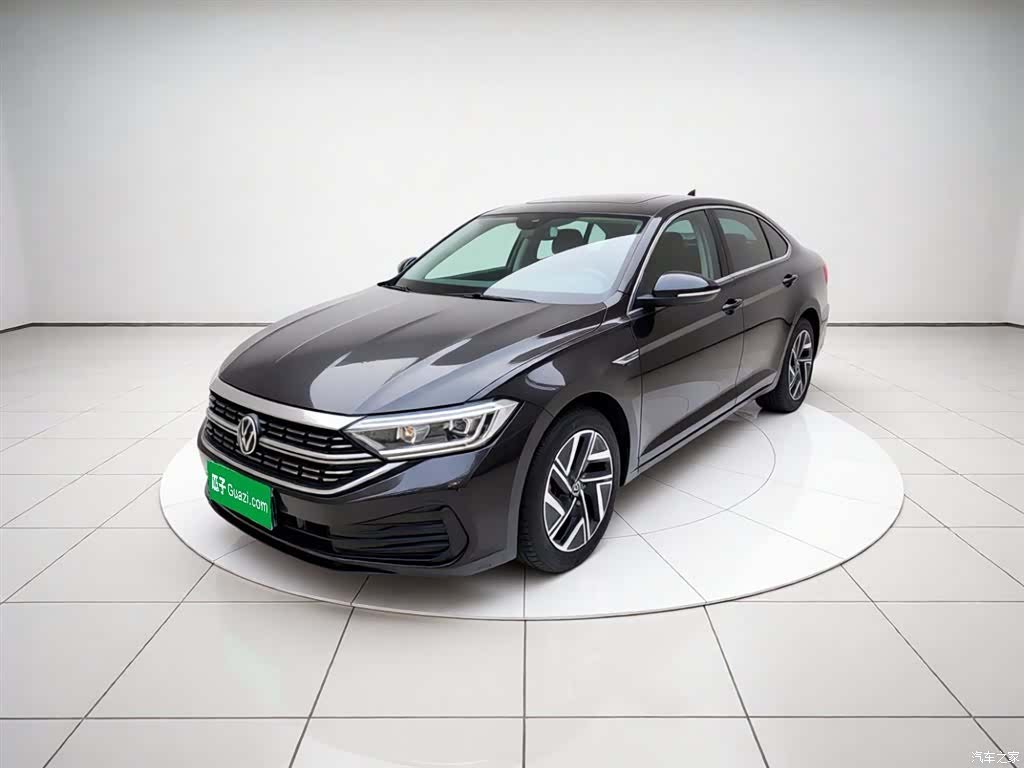 Volkswagen Sagitar, 2023 1