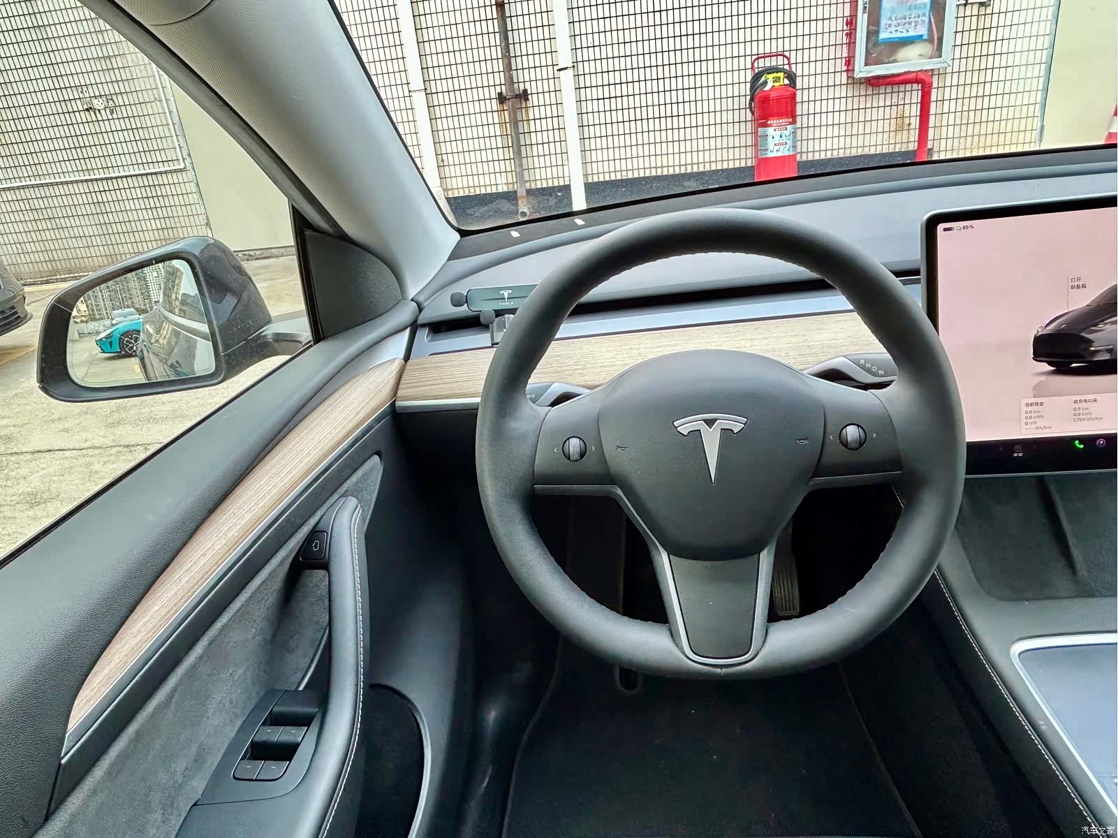 Tesla Model Y, 2023 12