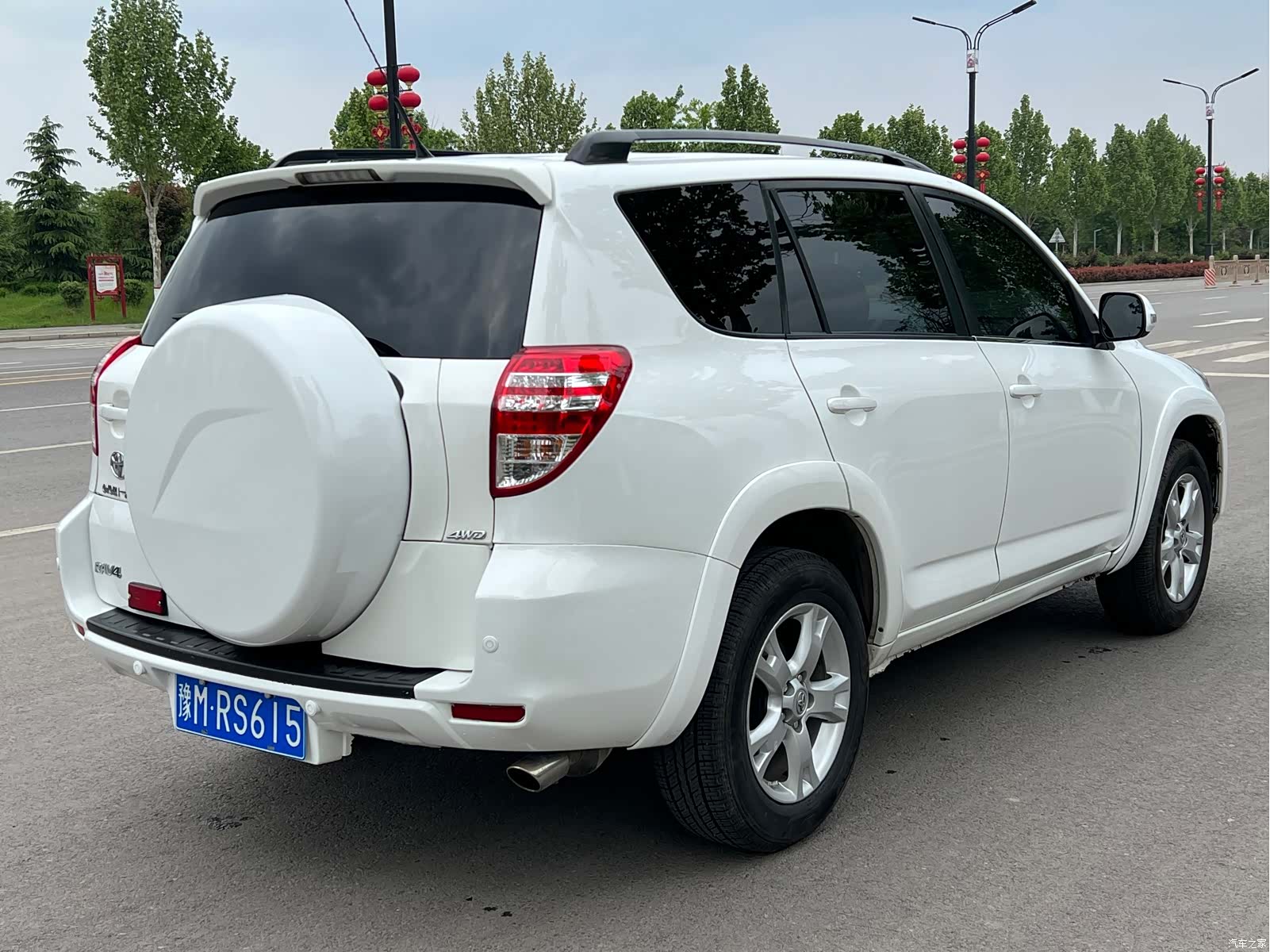 Toyota RAV4, 2013 7
