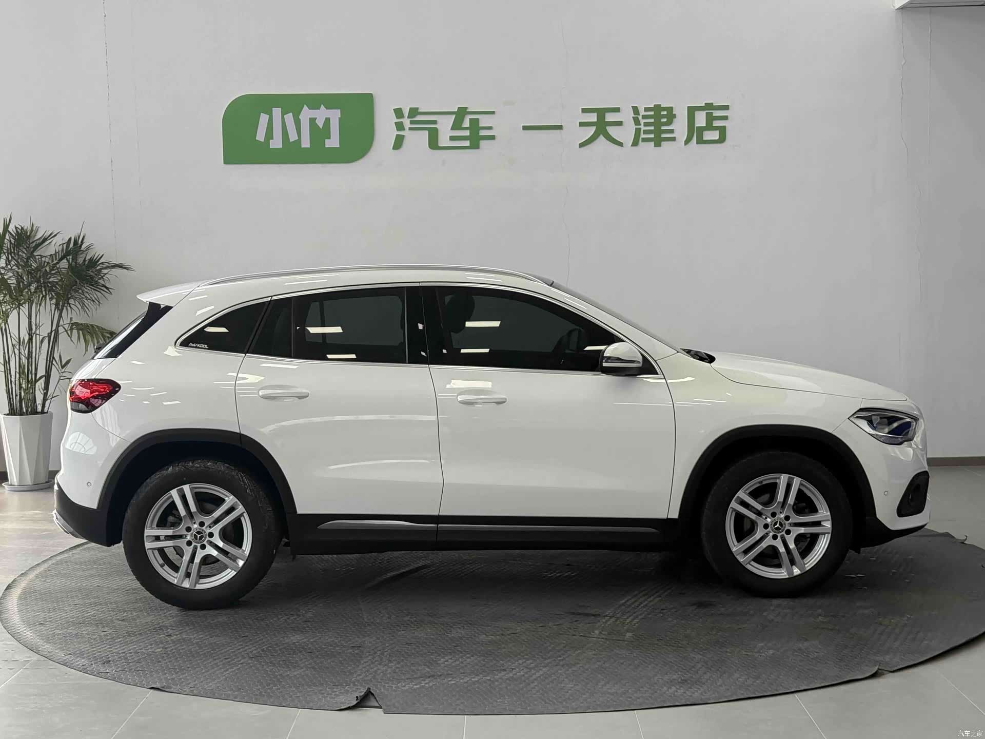Mercedes-Benz GLA, 2022 8