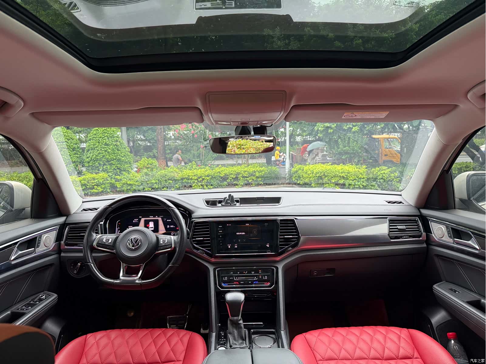 Volkswagen Teramont X, 2020 11
