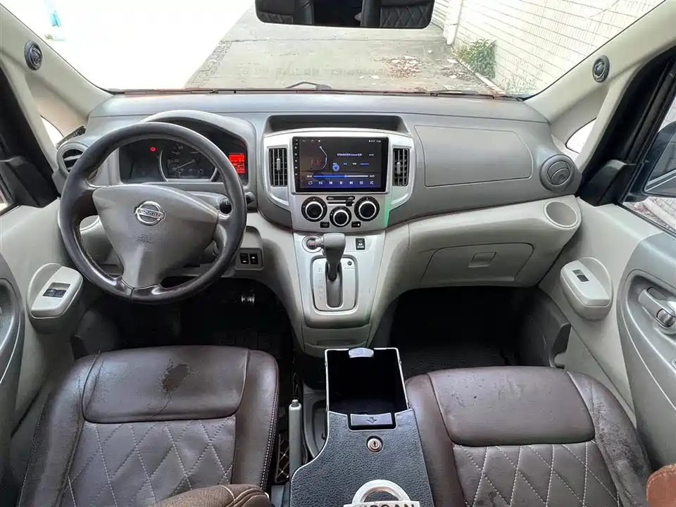 Nissan NV200