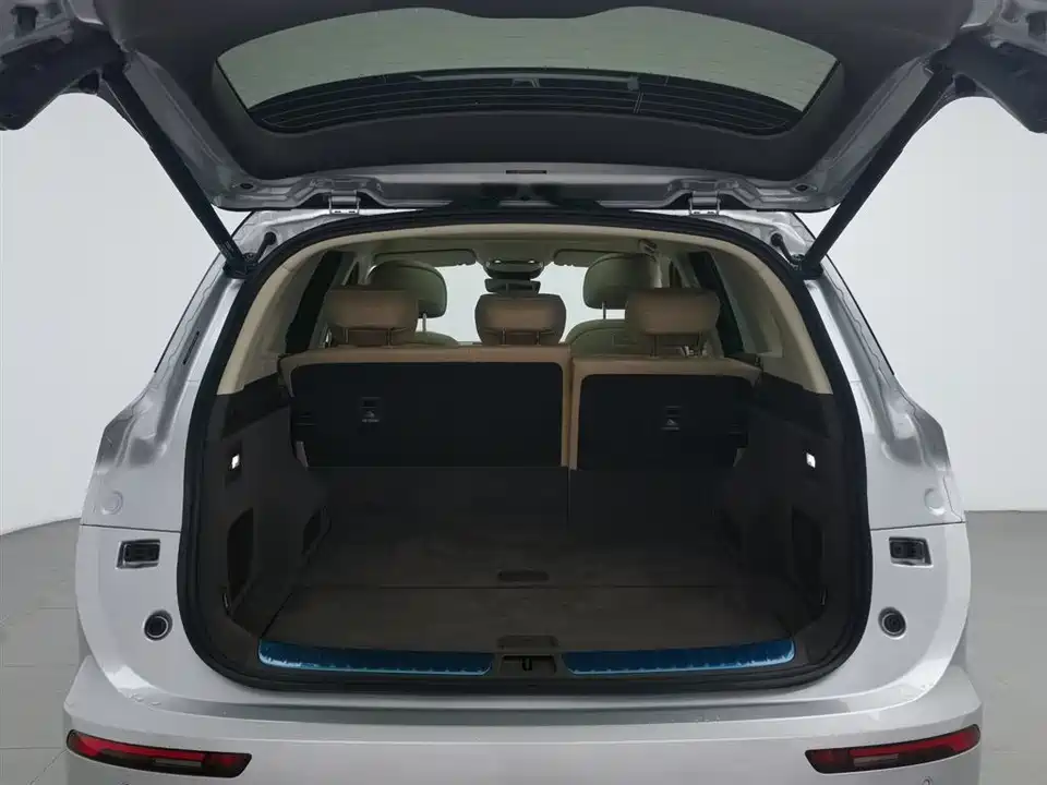 AITO Ask the world M7