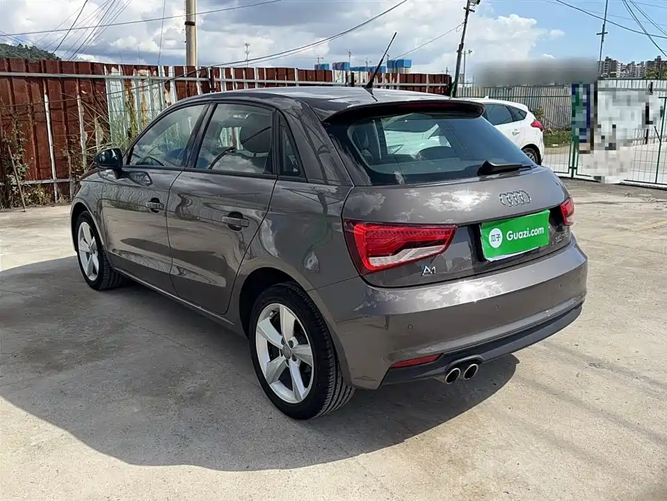 Audi A1
