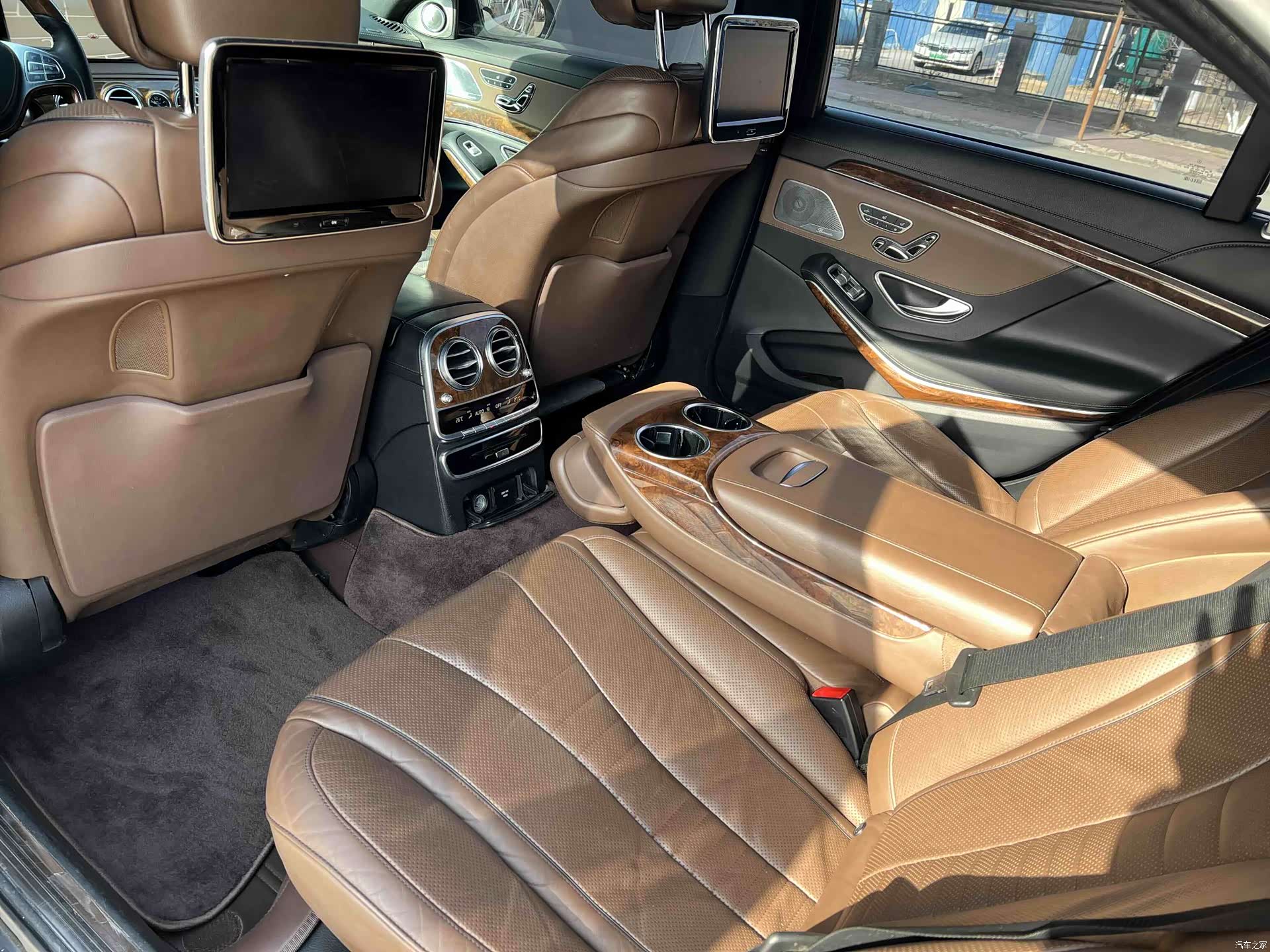 Mercedes-Benz S-Class, 2015 20