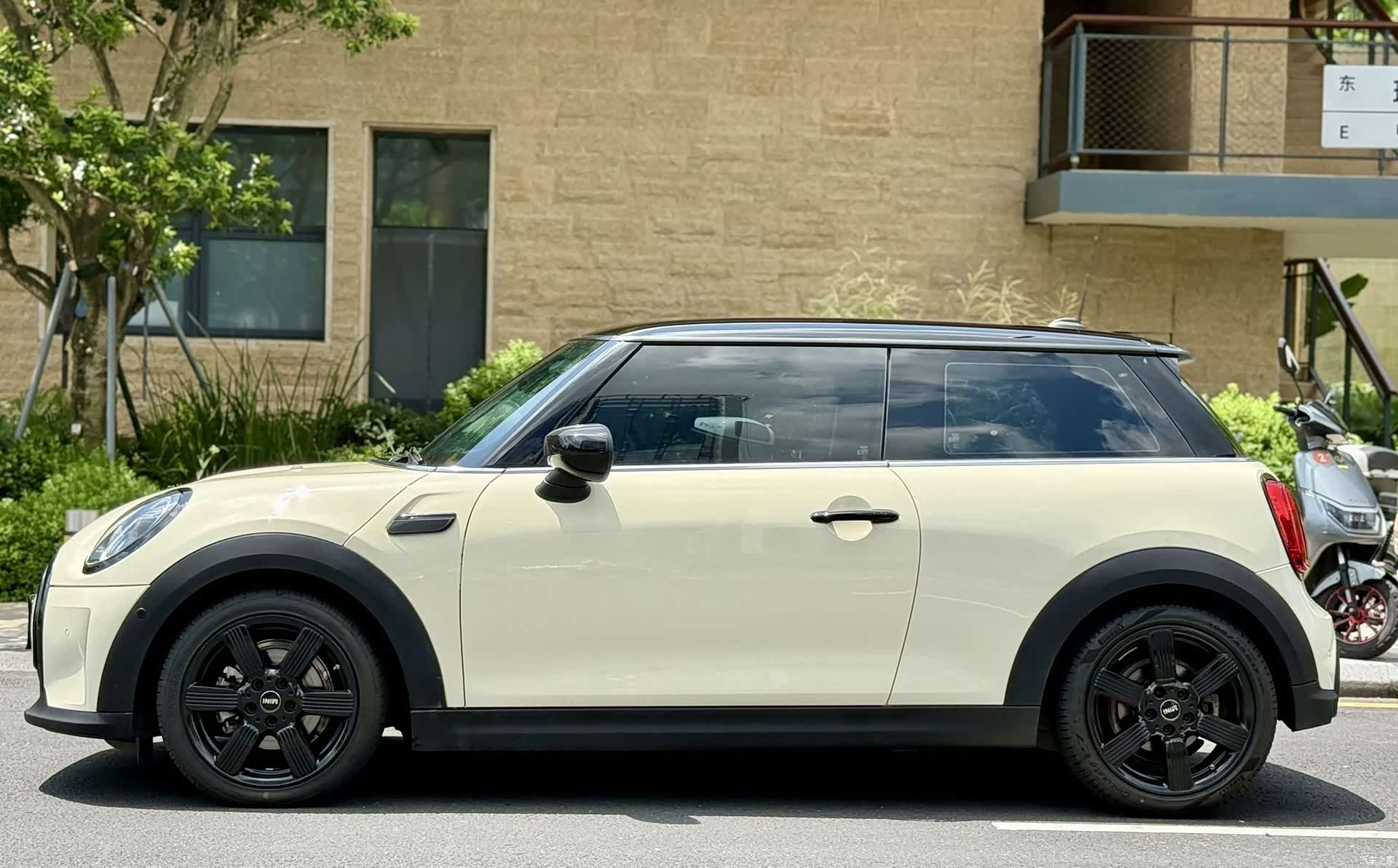 Mini Cooper, 2023 4