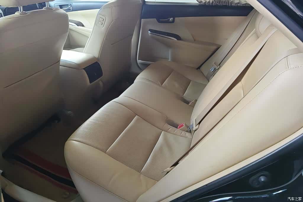 Toyota Camry, 2016 11