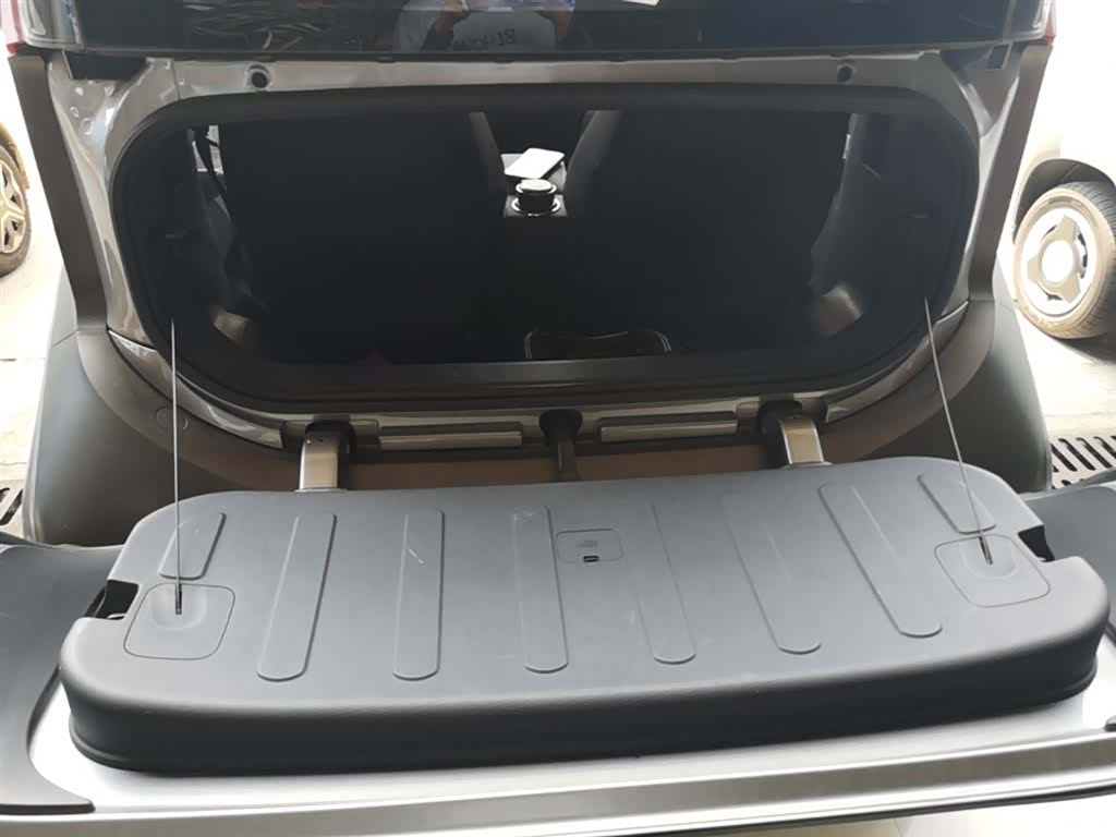 Wuling E200, 2019 19