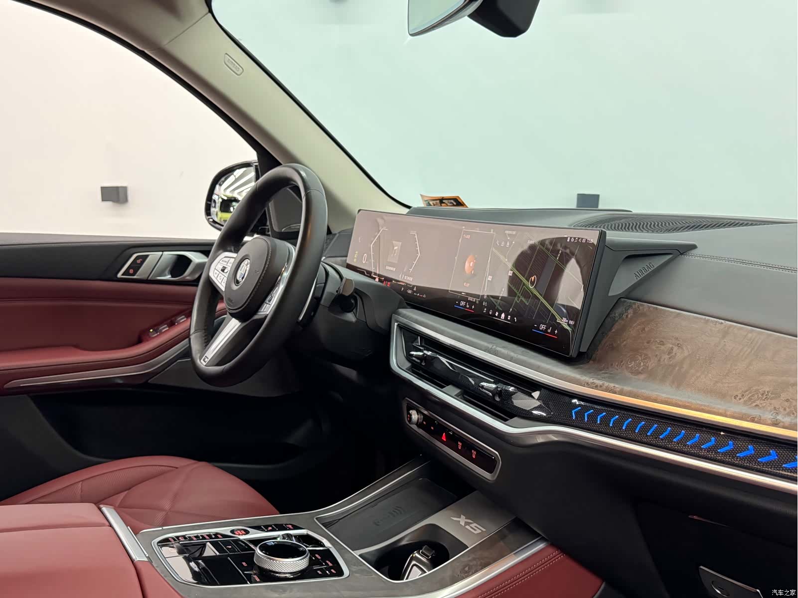 BMW X5, 2024 11