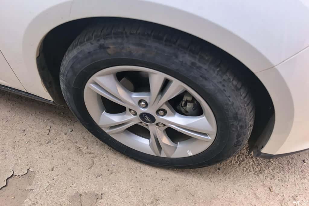 Ford Focus, 2018 6