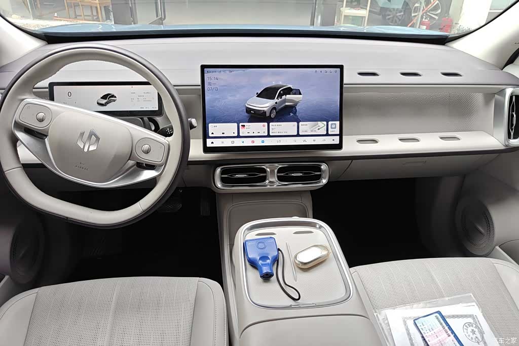 Leapmotor B10, 2025 12