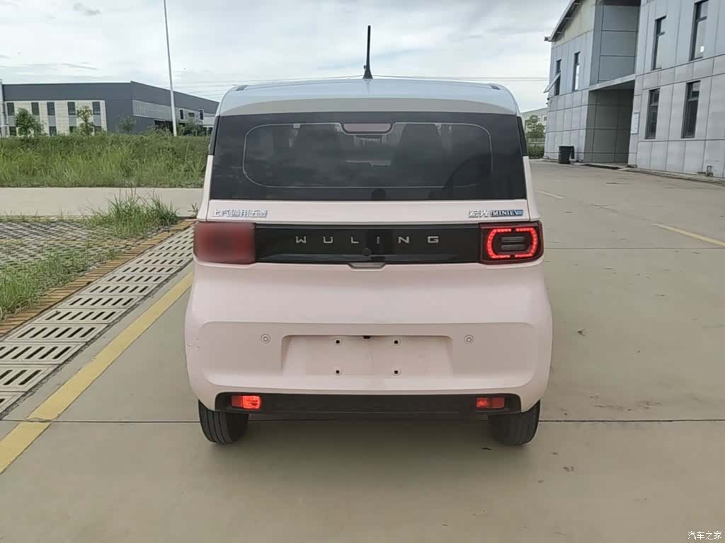 Wuling MINIEV, 2022 6