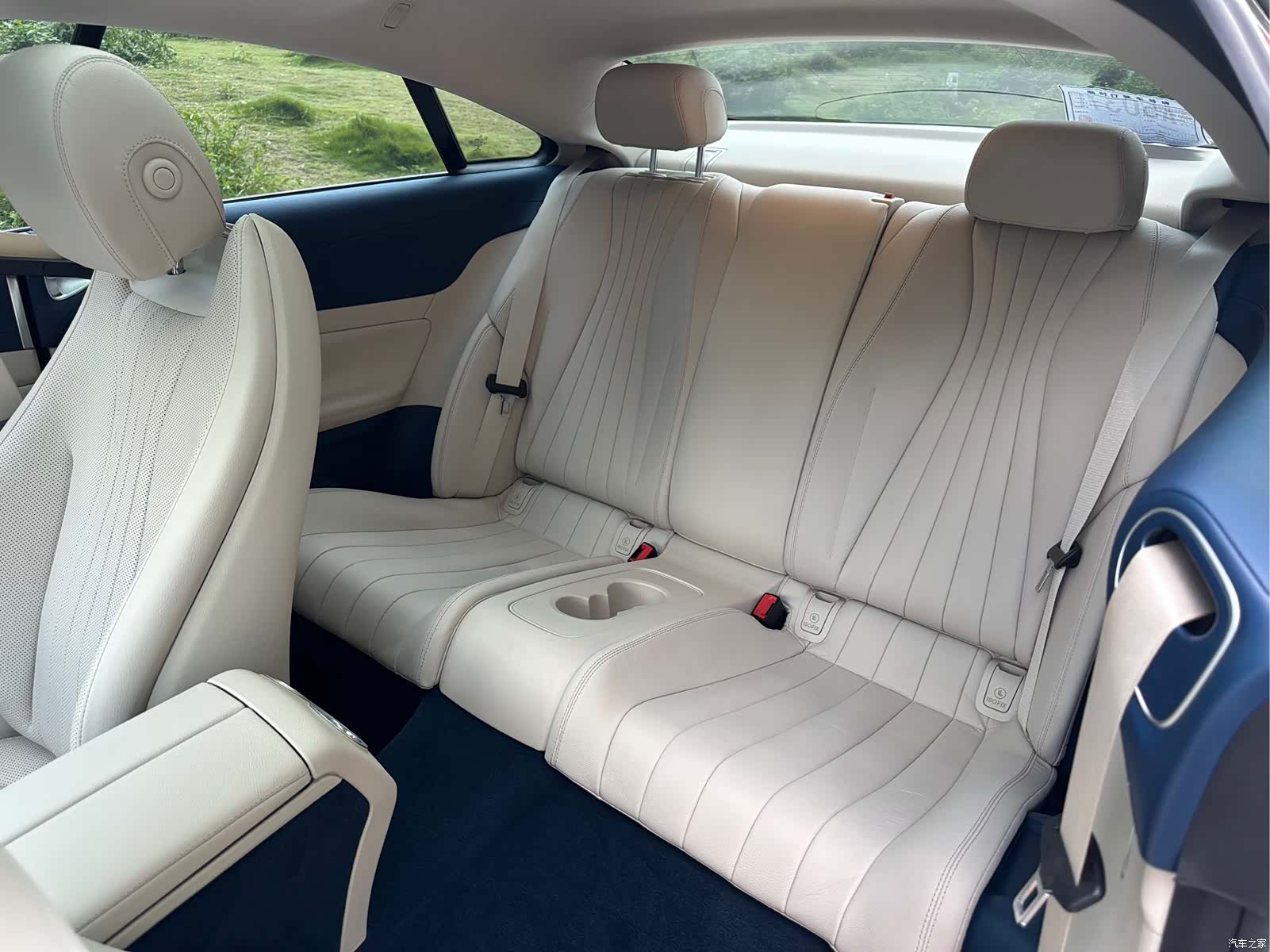 Mercedes-Benz E-Class, 2022 8