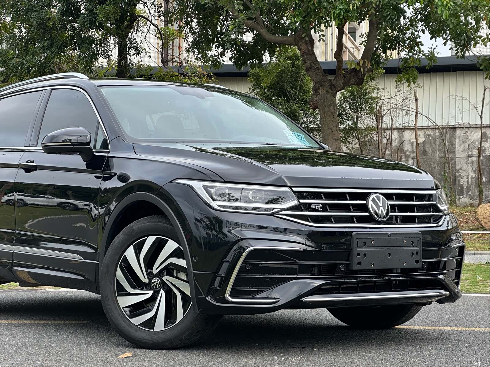 Volkswagen Tiguan L, 2024 все фото