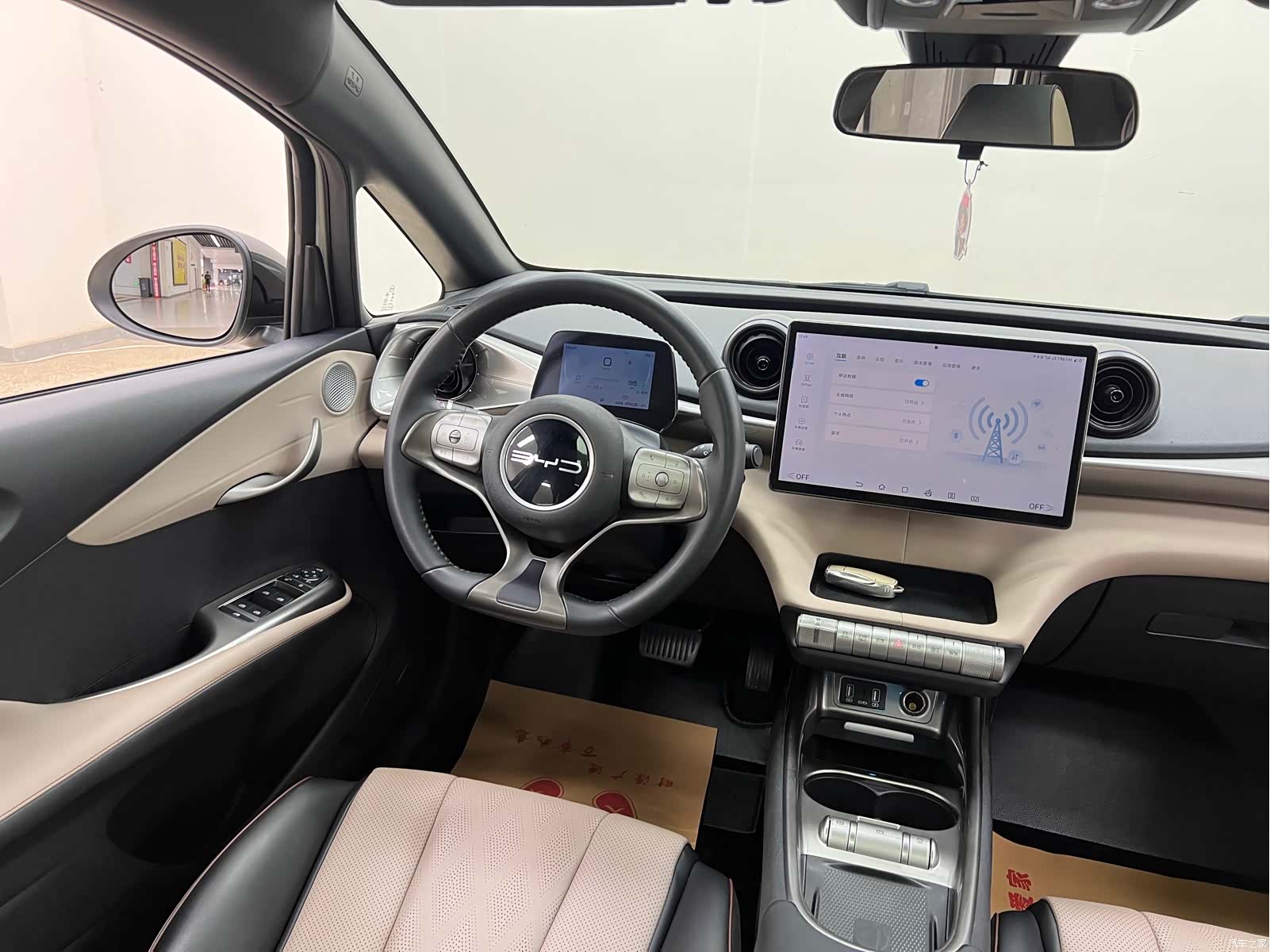 BYD Dolphin, 2023 24