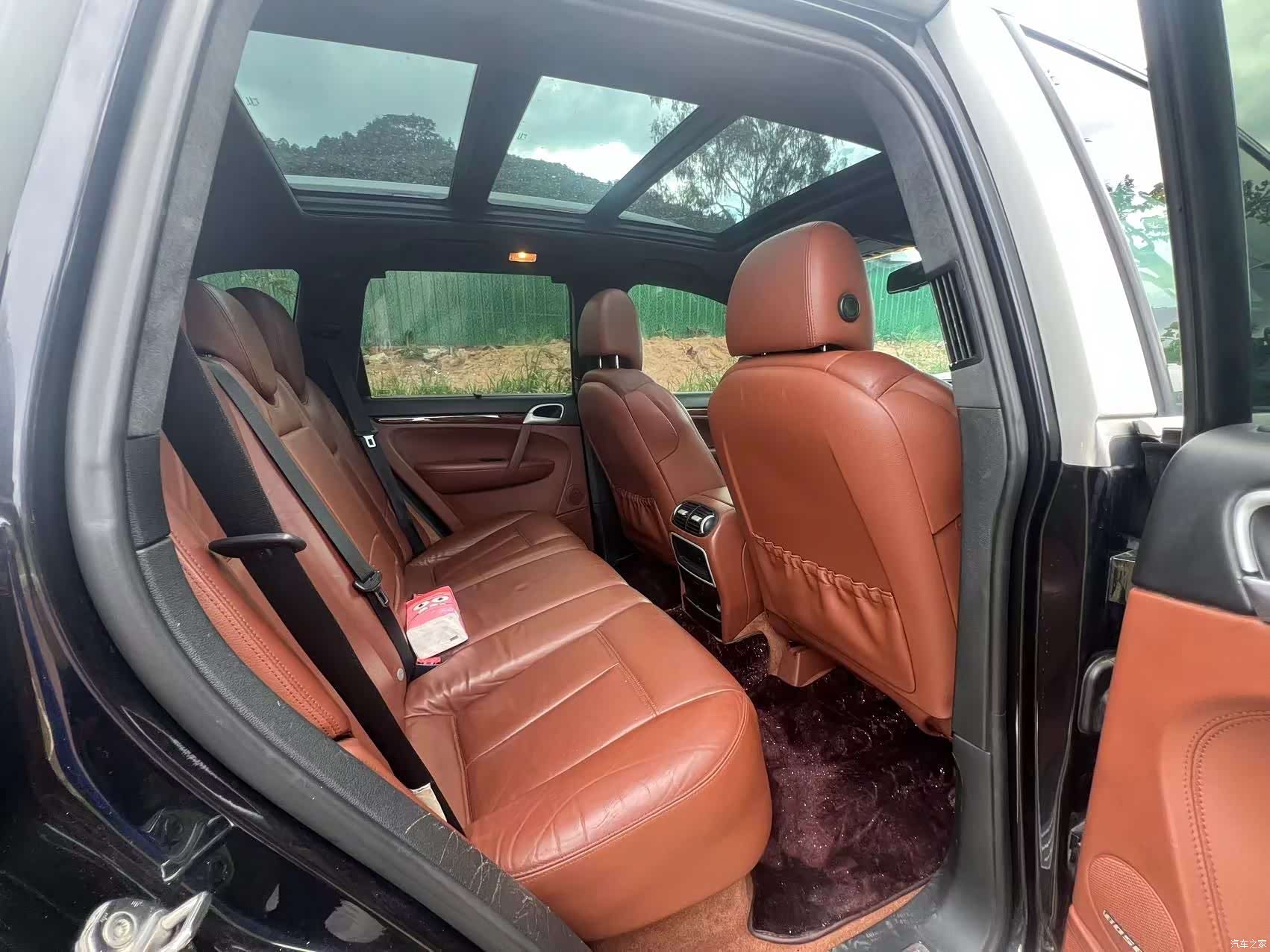 Porsche Cayenne, 2010 11