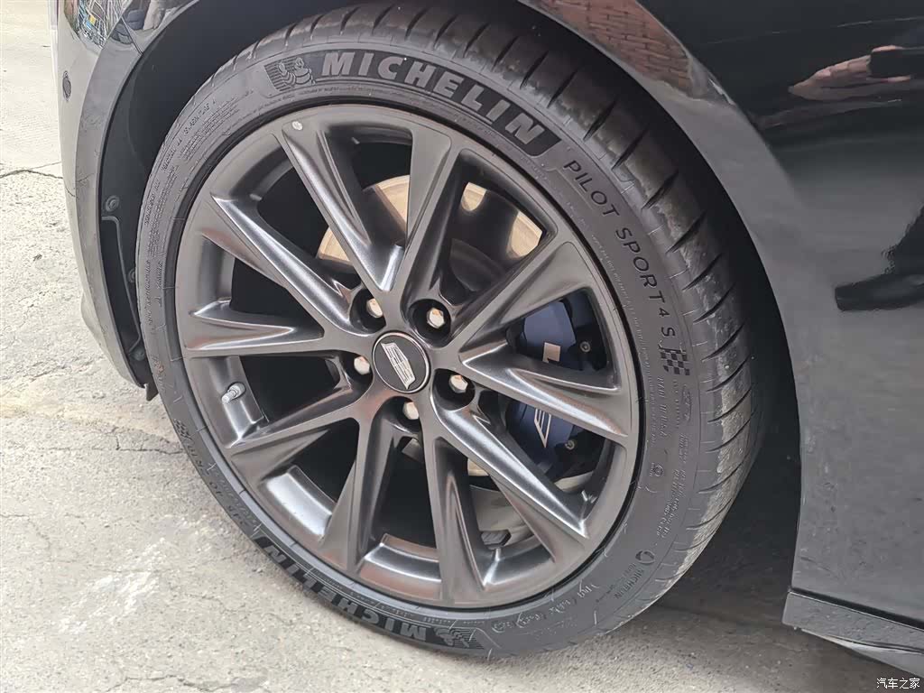 Cadillac CT5, 2025 8