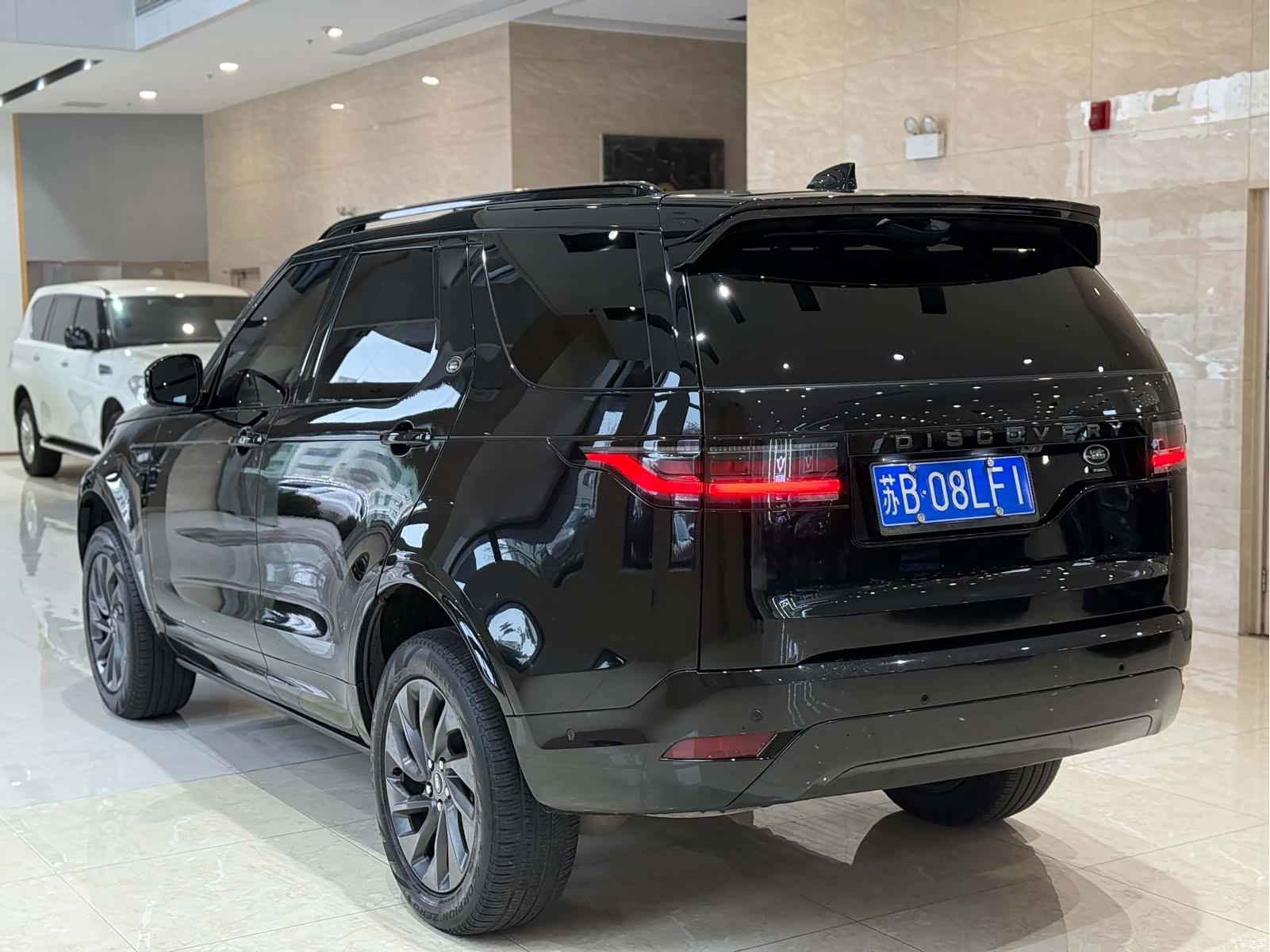Land Rover Discovery, 2023 16