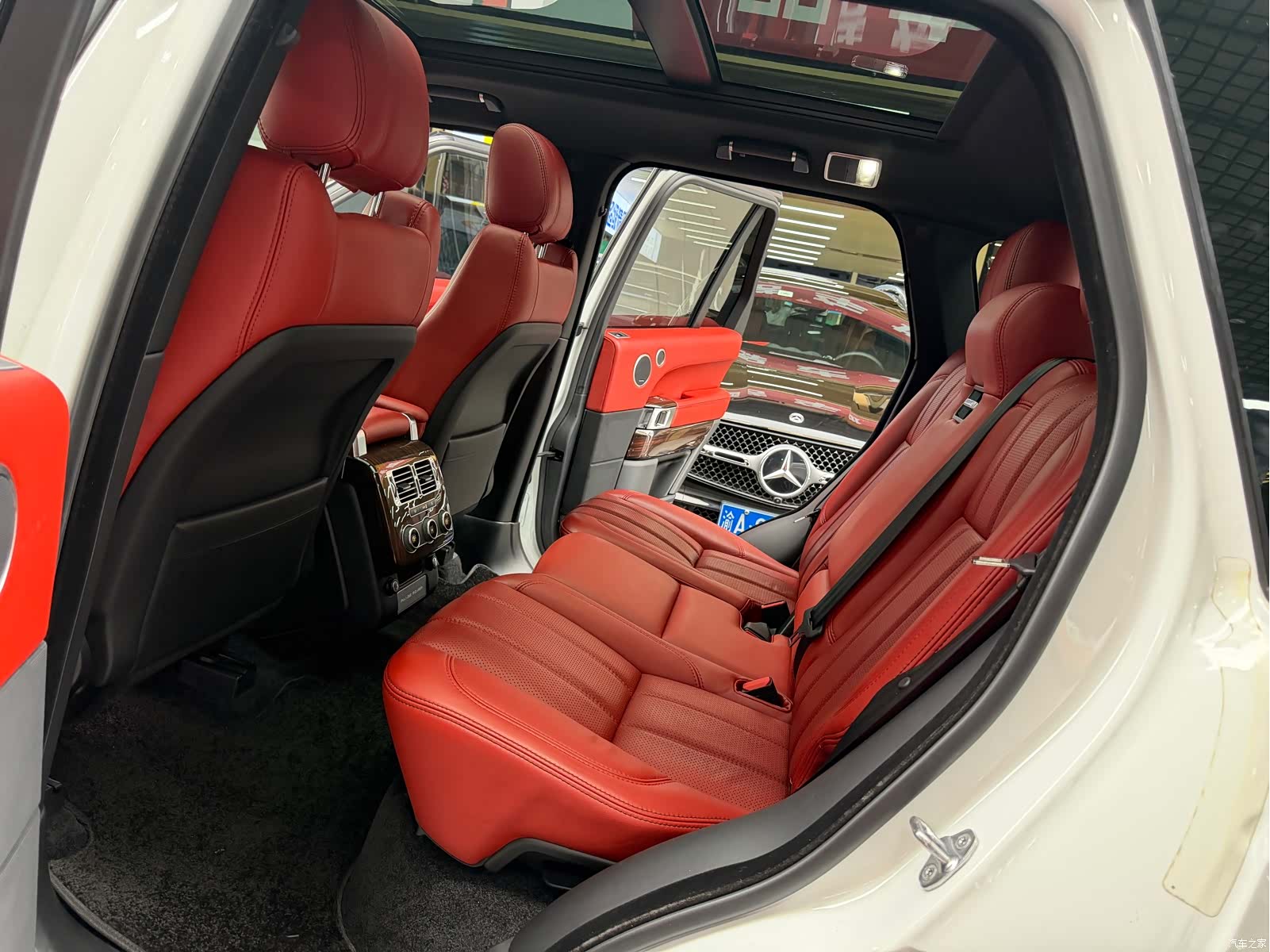 Land Rover Range Rover, 2018 16