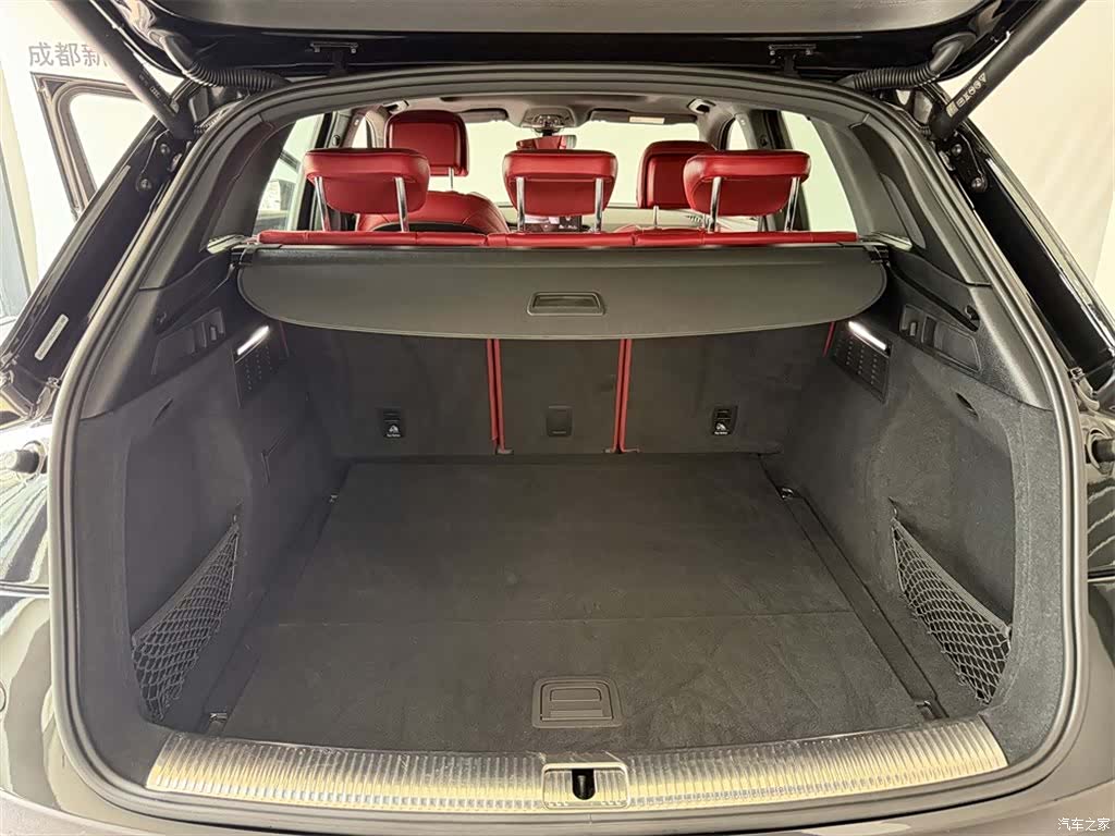 Audi Q5, 2022 9
