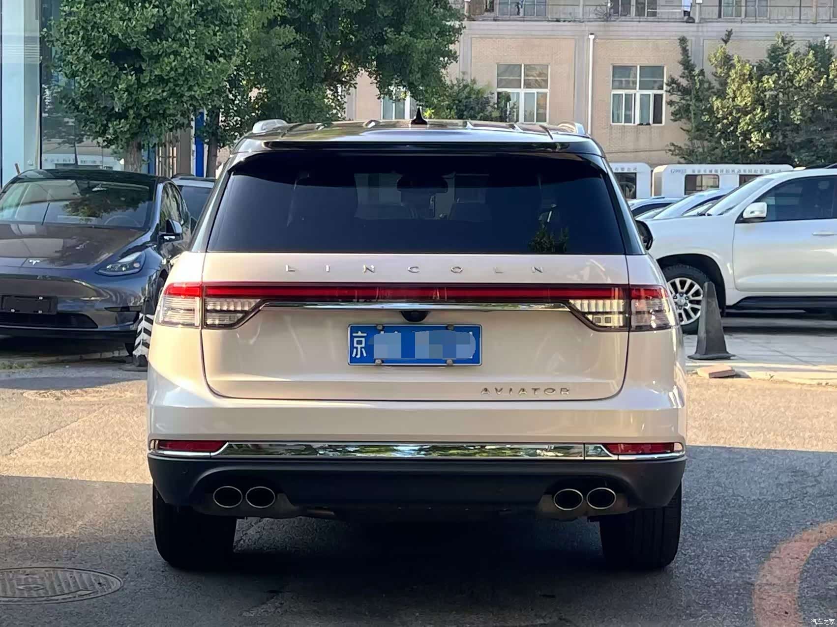 Lincoln Aviator, 2021 все фото