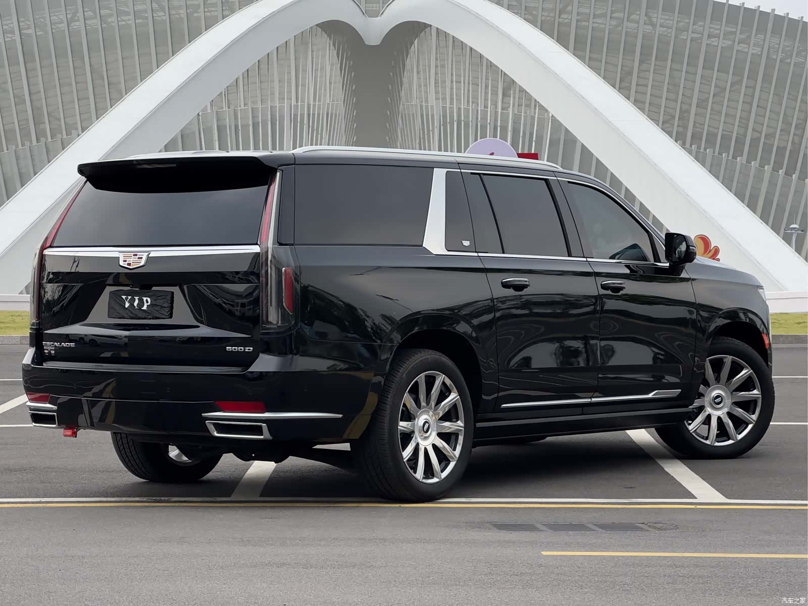 Cadillac Escalade, 2023 4
