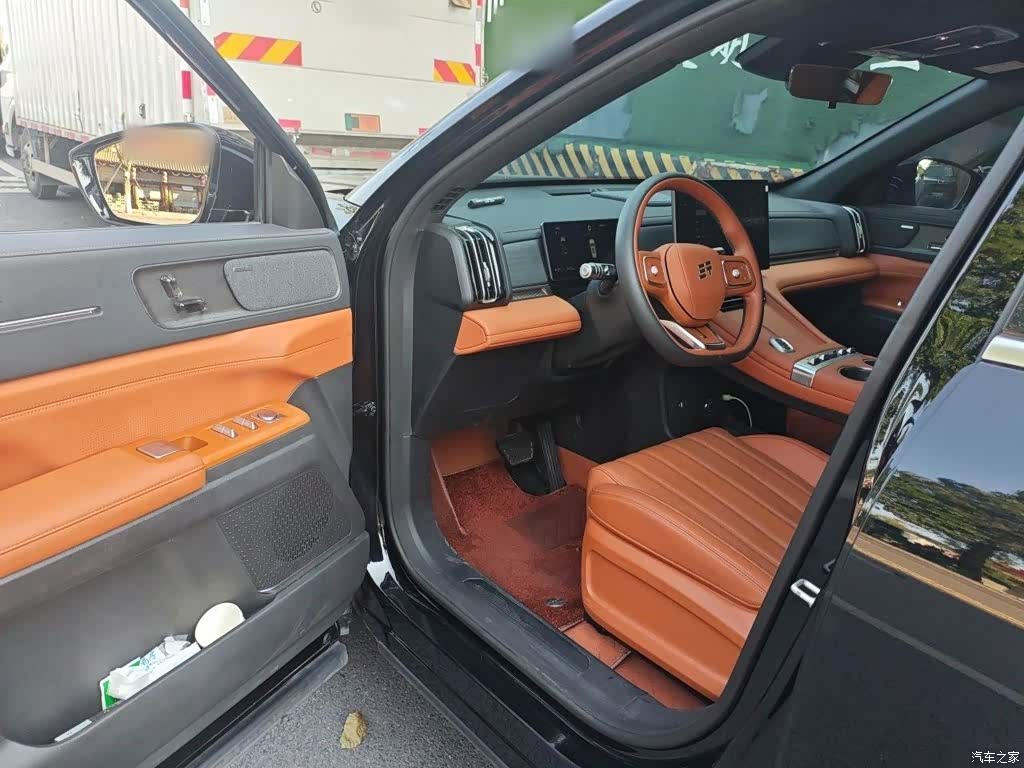 Jetour L7, 2025 14
