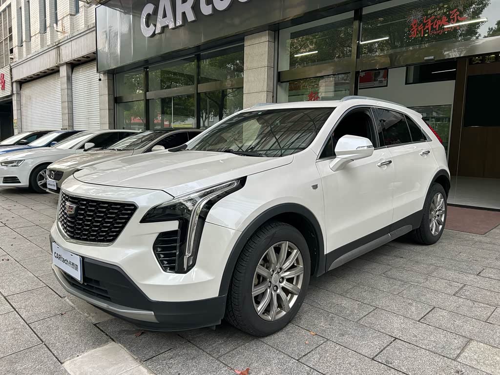 Cadillac XT4