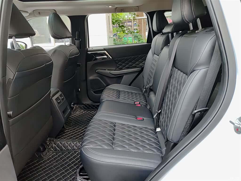 Mitsubishi Outlander, 2023 8