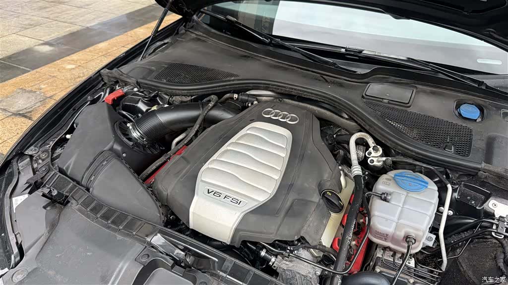 Audi A6L, 2014 22