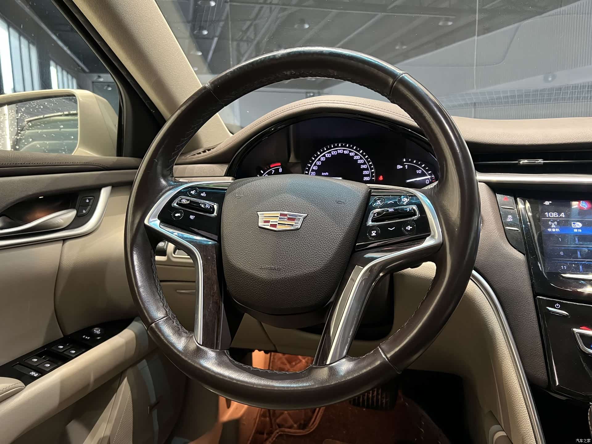 Cadillac XTS, 2017 8