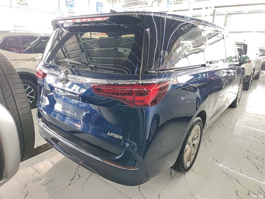 Buick GL8, 2020 7