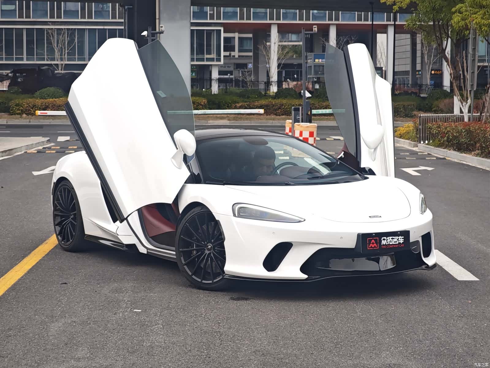 McLaren GT, 2022 все фото