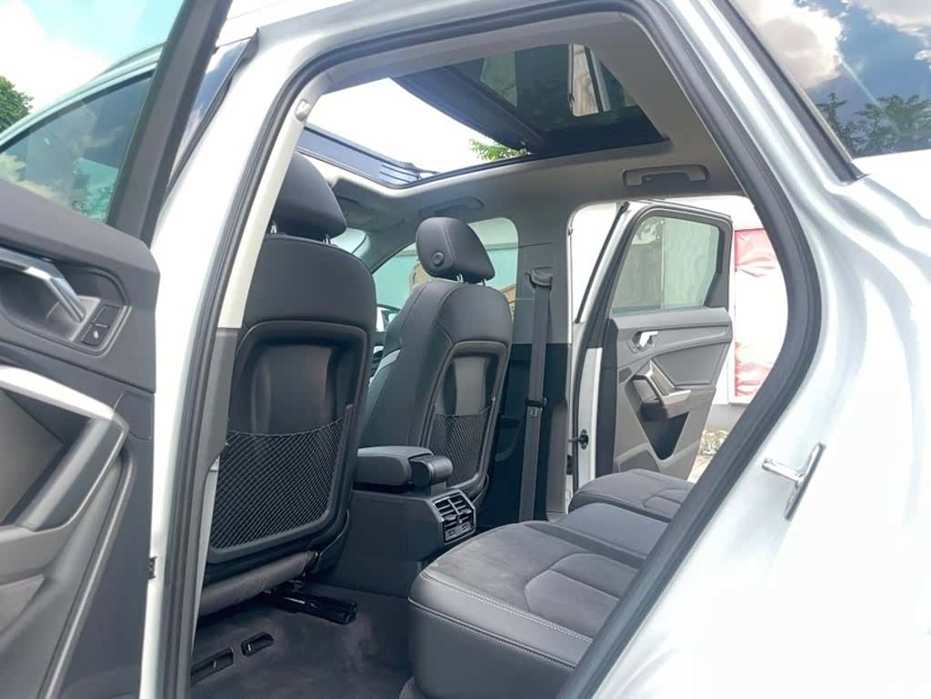 Audi Q3, 2023 7