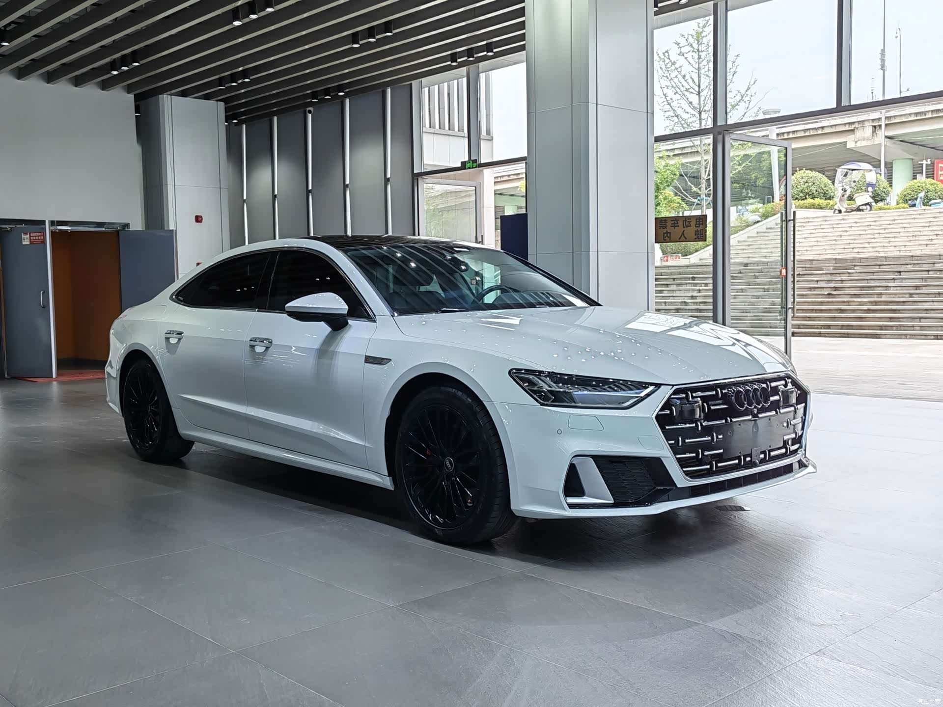 Audi A7L, 2022 3