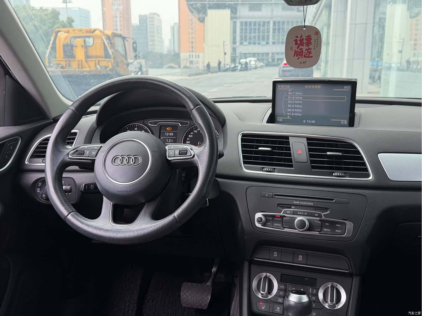 Audi Q3, 2013 8