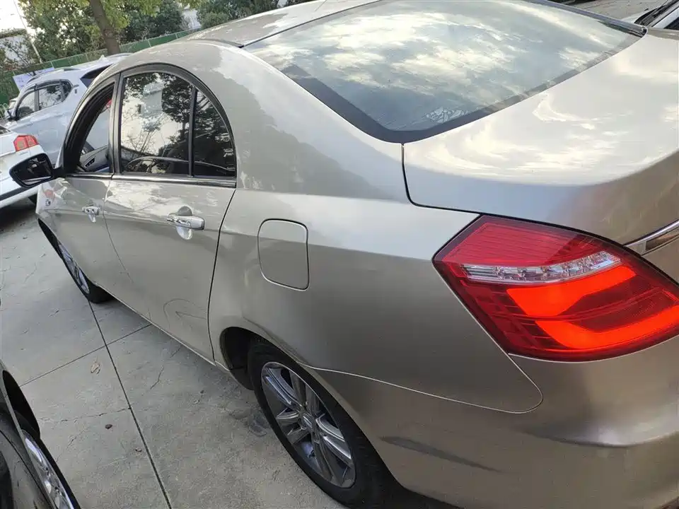 Geely Emgrand