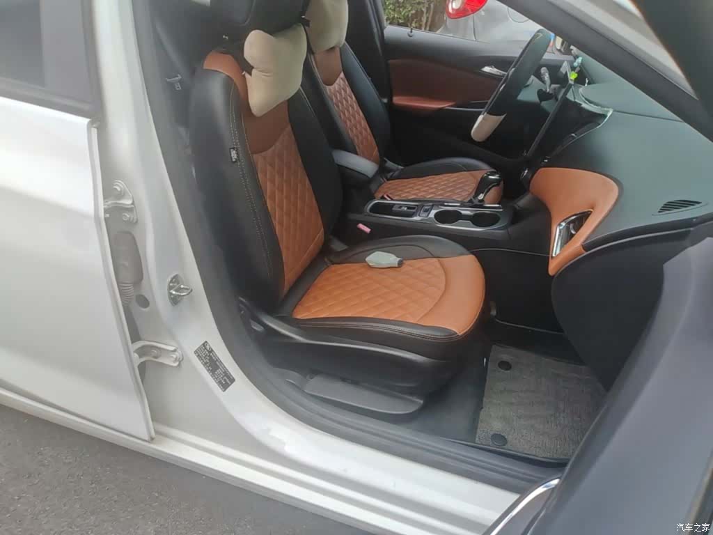 Chevrolet 320, 2017 25