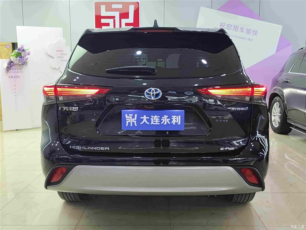 Toyota Highlander, 2024 все фото