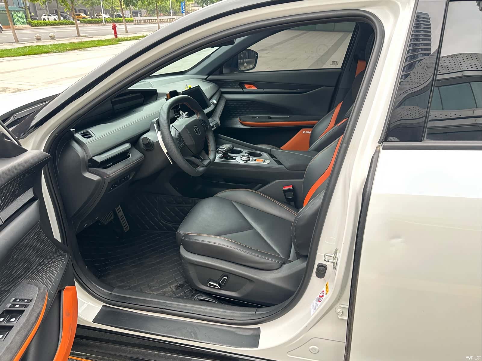 Changan UNI-V, 2022 6
