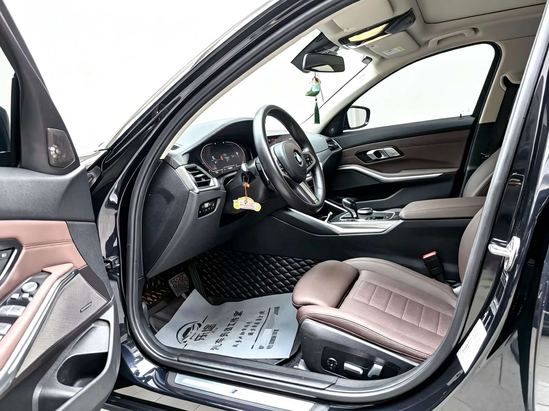 BMW 3 Series, 2021 все фото