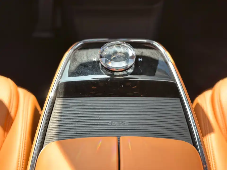 Geely Galaxy Wing true L380